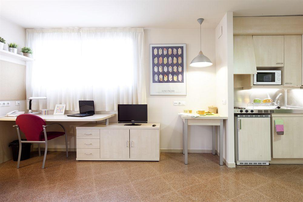 Residencia Universitaria Resa Manuel Agud Querol San Sebastian Buitenkant foto