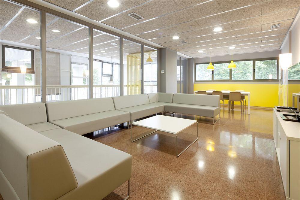 Residencia Universitaria Resa Manuel Agud Querol San Sebastian Buitenkant foto