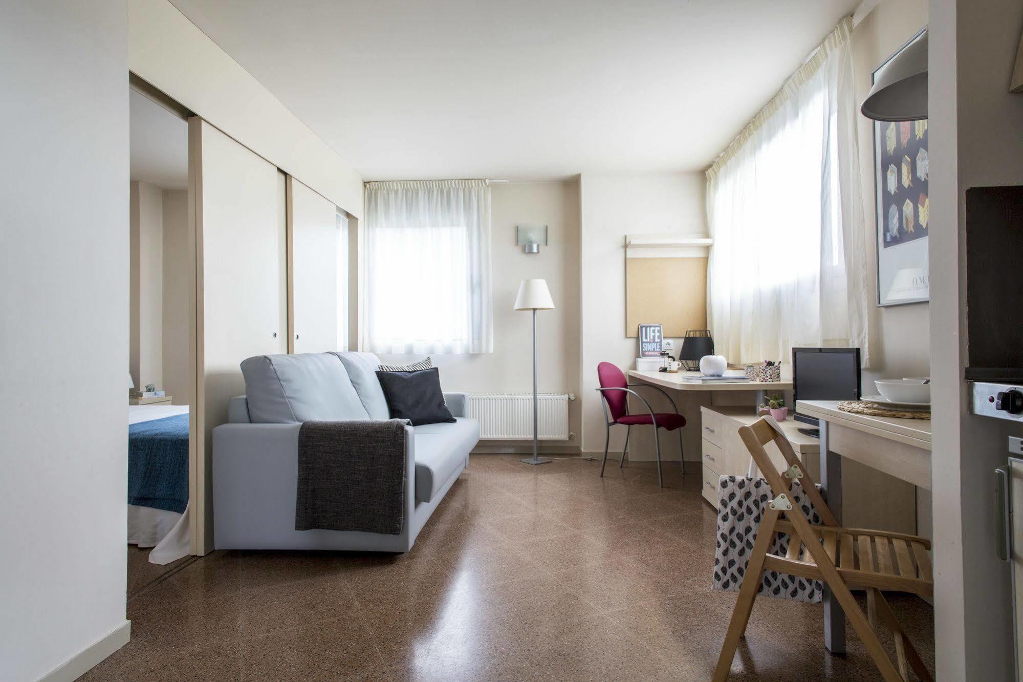 Residencia Universitaria Resa Manuel Agud Querol San Sebastian Buitenkant foto