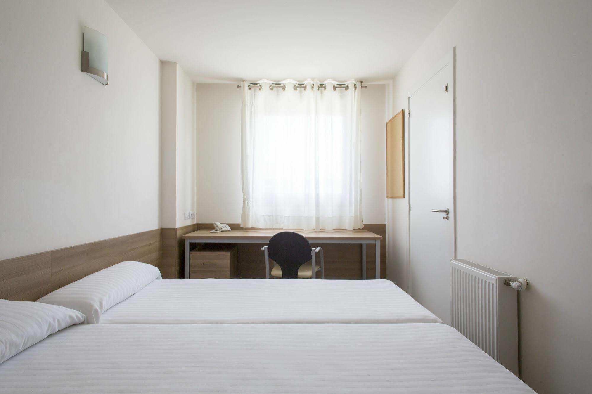 Residencia Universitaria Resa Manuel Agud Querol San Sebastian Buitenkant foto