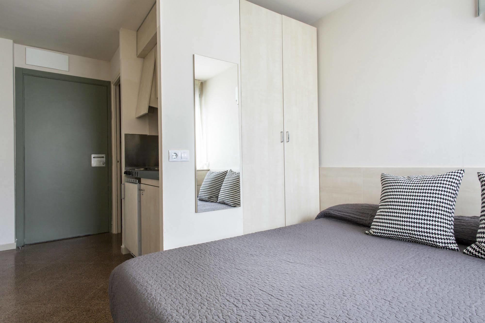 Residencia Universitaria Resa Manuel Agud Querol San Sebastian Buitenkant foto