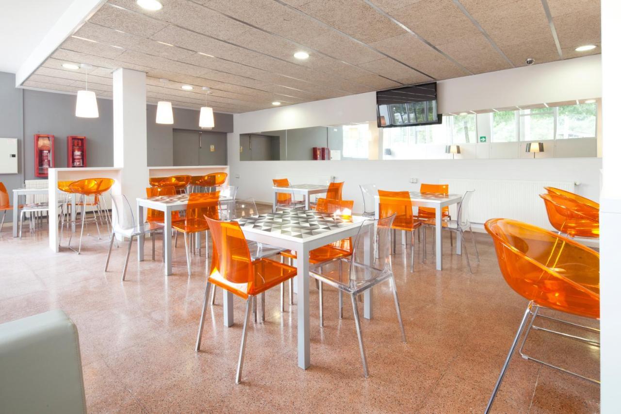Residencia Universitaria Resa Manuel Agud Querol San Sebastian Buitenkant foto
